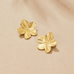 Vioraia Gold Blossom Earrings