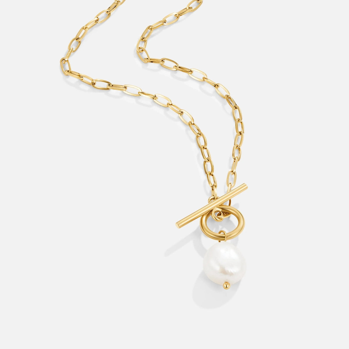 Vioraia Eva Freshwater Pearl Gold Necklace