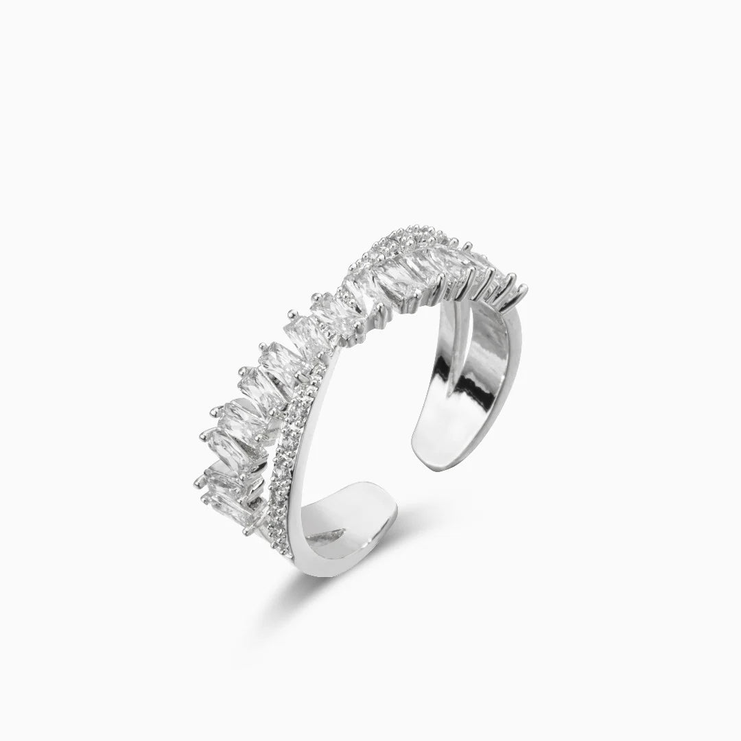 Vioraia Intertwined Sparkle Jewelry Set