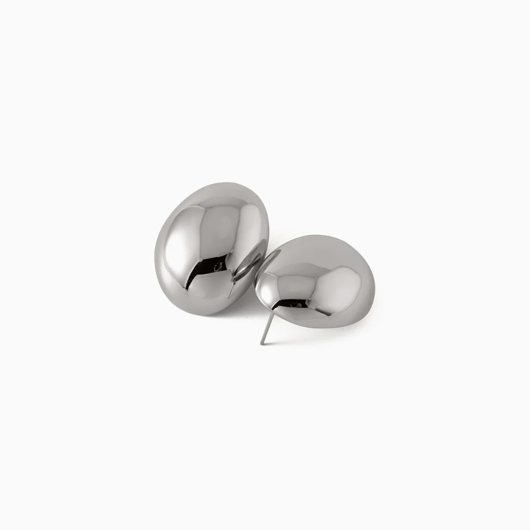 Vioraia Kiara Molten Curve Studs