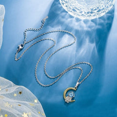 Vioraia Astronaut Moon Necklace