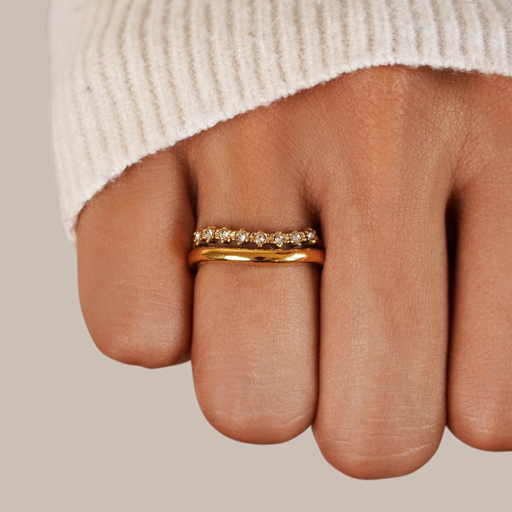 Vioraia Marissa White Crystal Layered Ring
