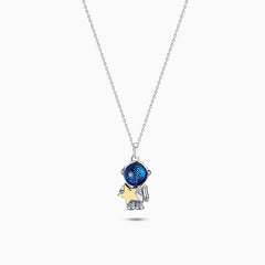Vioraia Astronaut Star Necklace