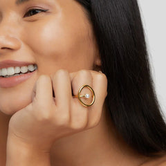 Vioraia Melisa Pearl Gold Ring