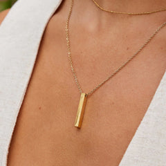 Vioraia Lala Gold Bar Necklace
