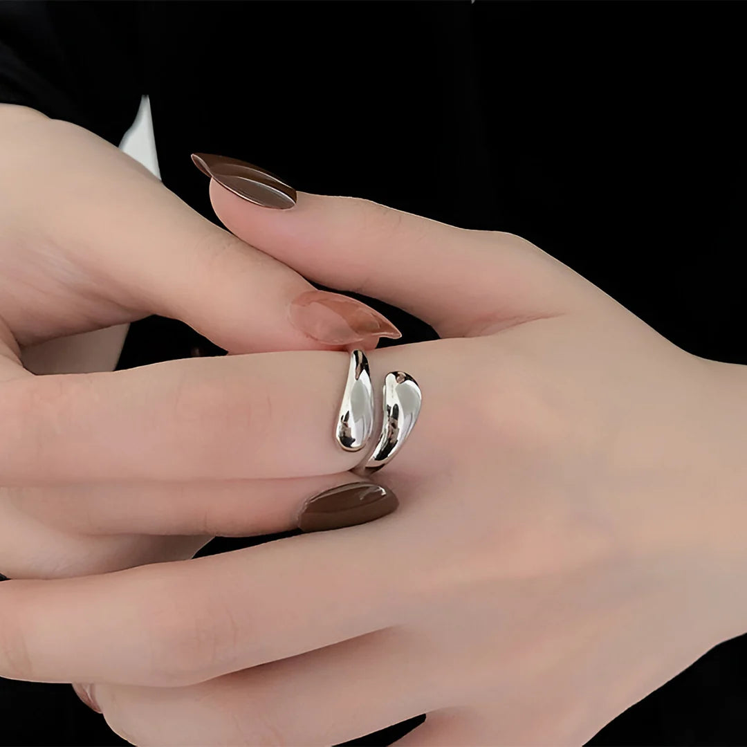 Vioraia Clara open Ring
