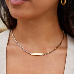 Vioraia Rina Crystal Necklace