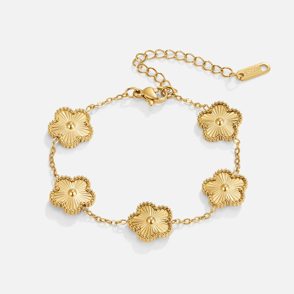 Vioraia Golden Clover Bracelet