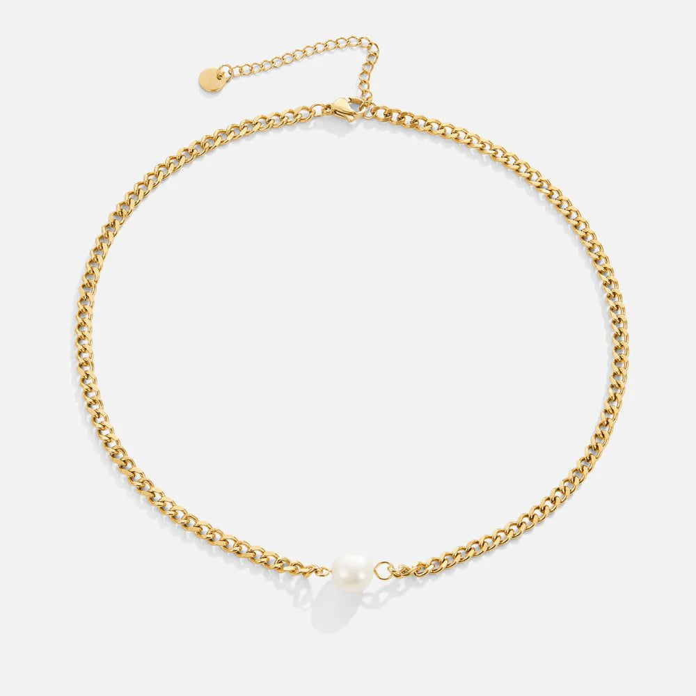 Vioraia Victoria Pearl Necklace