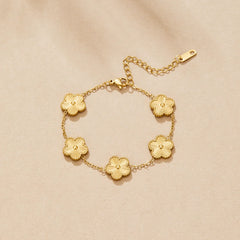 Vioraia Golden Clover Bracelet