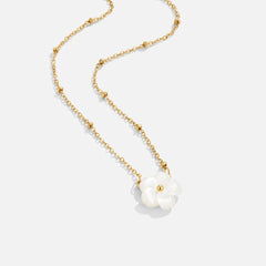 Vioraia White Blossom Flower Necklace