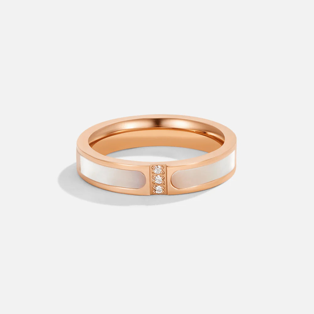 Vioraia Alona Mother Of Pearl Ring