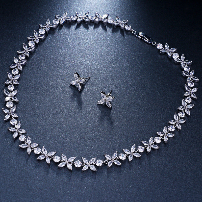 Vioraia Brilliant Flower Jewelry Set