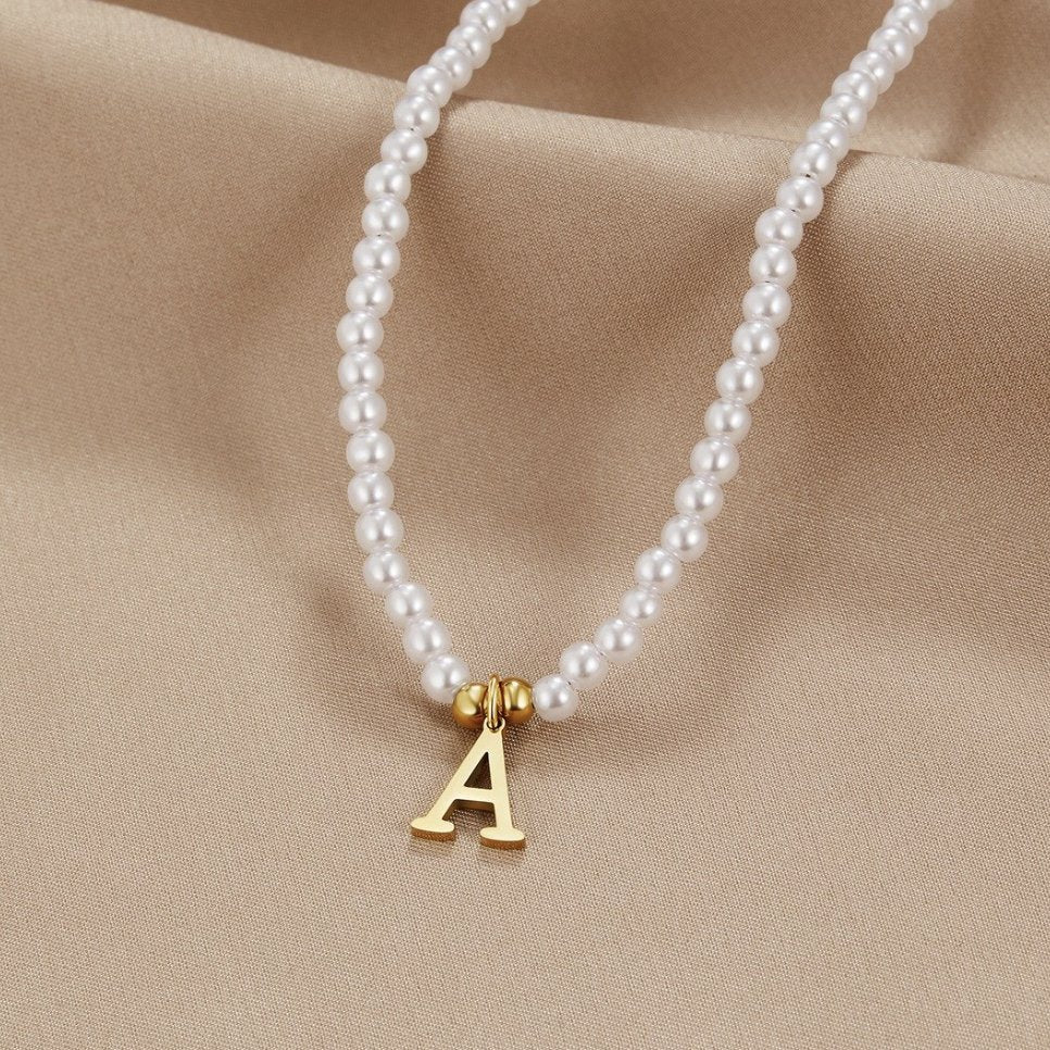 Vioraia Letter Pearl Necklace