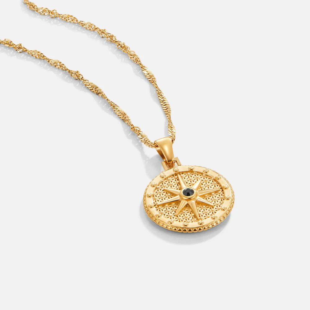Vioraia Selene Star Necklace