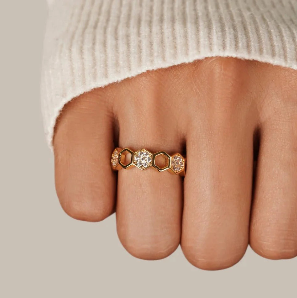Vioraia Gold & Crystal Honeycomb Ring
