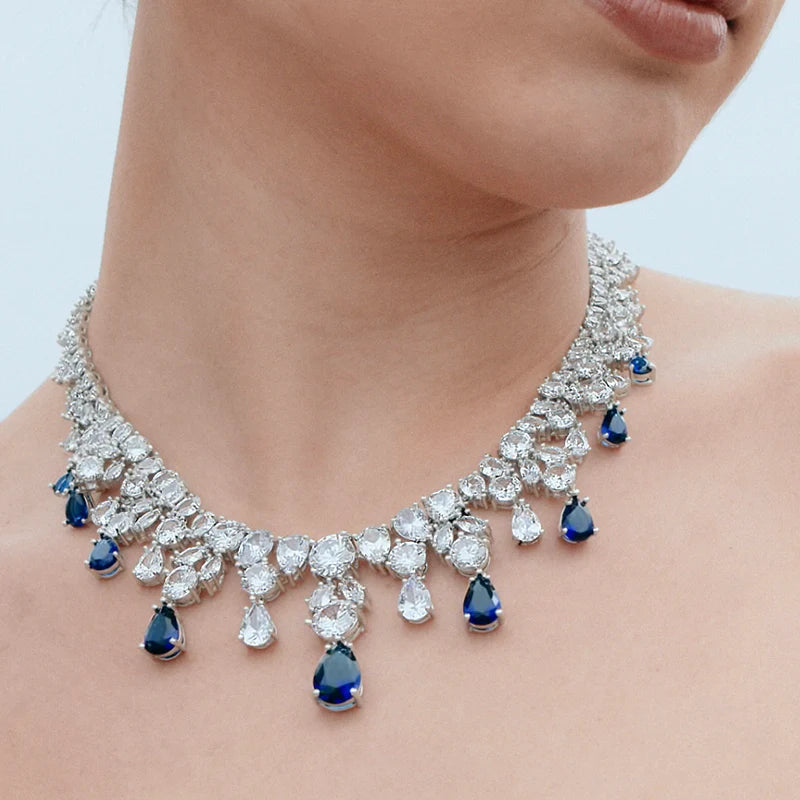 Vioraia Dazzling Drops Jewelry Set