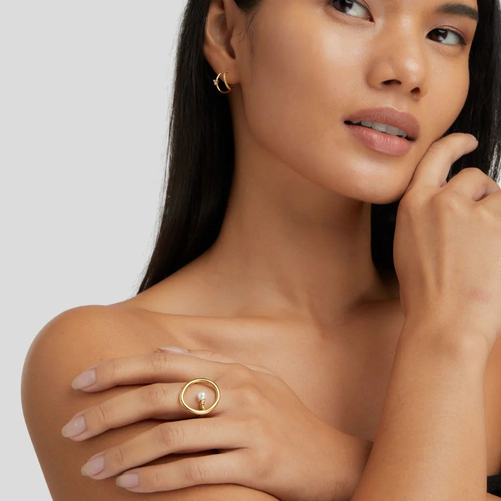 Vioraia Melisa Pearl Gold Ring