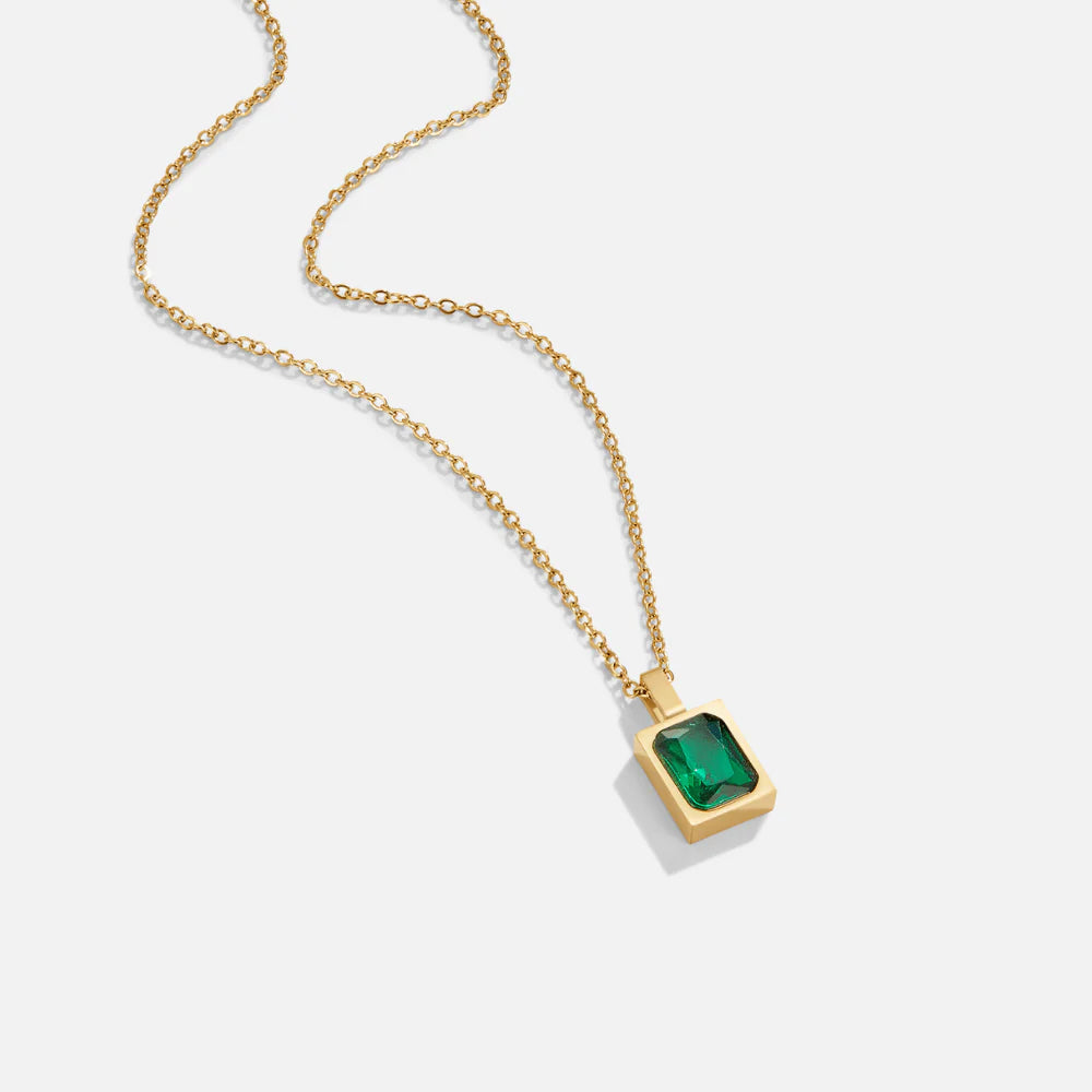 Vioraia Mystic Green Crystal Necklace