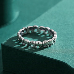 Vioraia Elephant Journey Ring