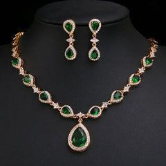 Vioraia Luxurious Emerald Green Jewelry Set