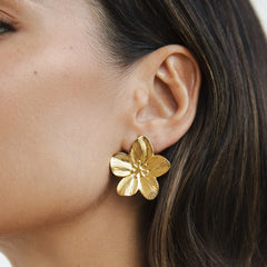 Vioraia Gold Blossom Earrings