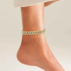 Vioraia Lustrous Cuban Anklet