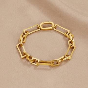 Vioraia Ember Gold Chain Bracelet