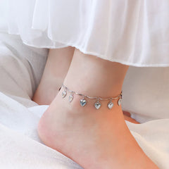Vioraia Dangling Hearts Anklet