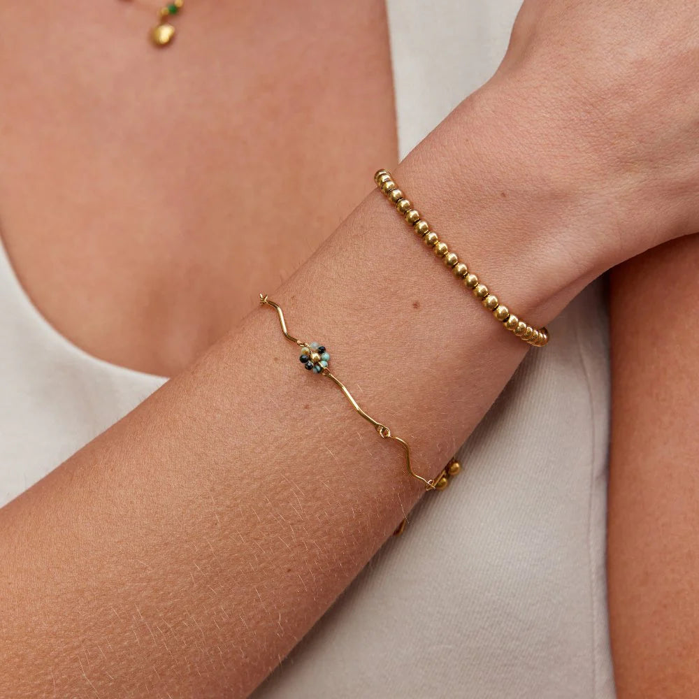 Vioraia Forest Flower Stone Gold Bracelet