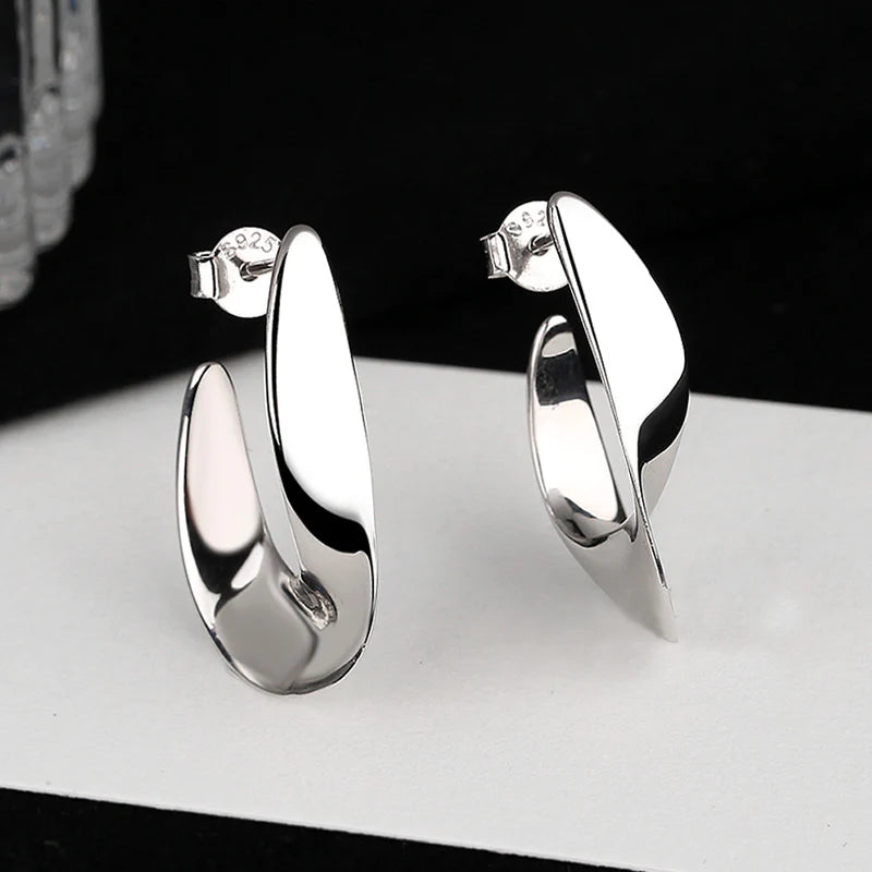 Vioraia Verano Glossy Earrings