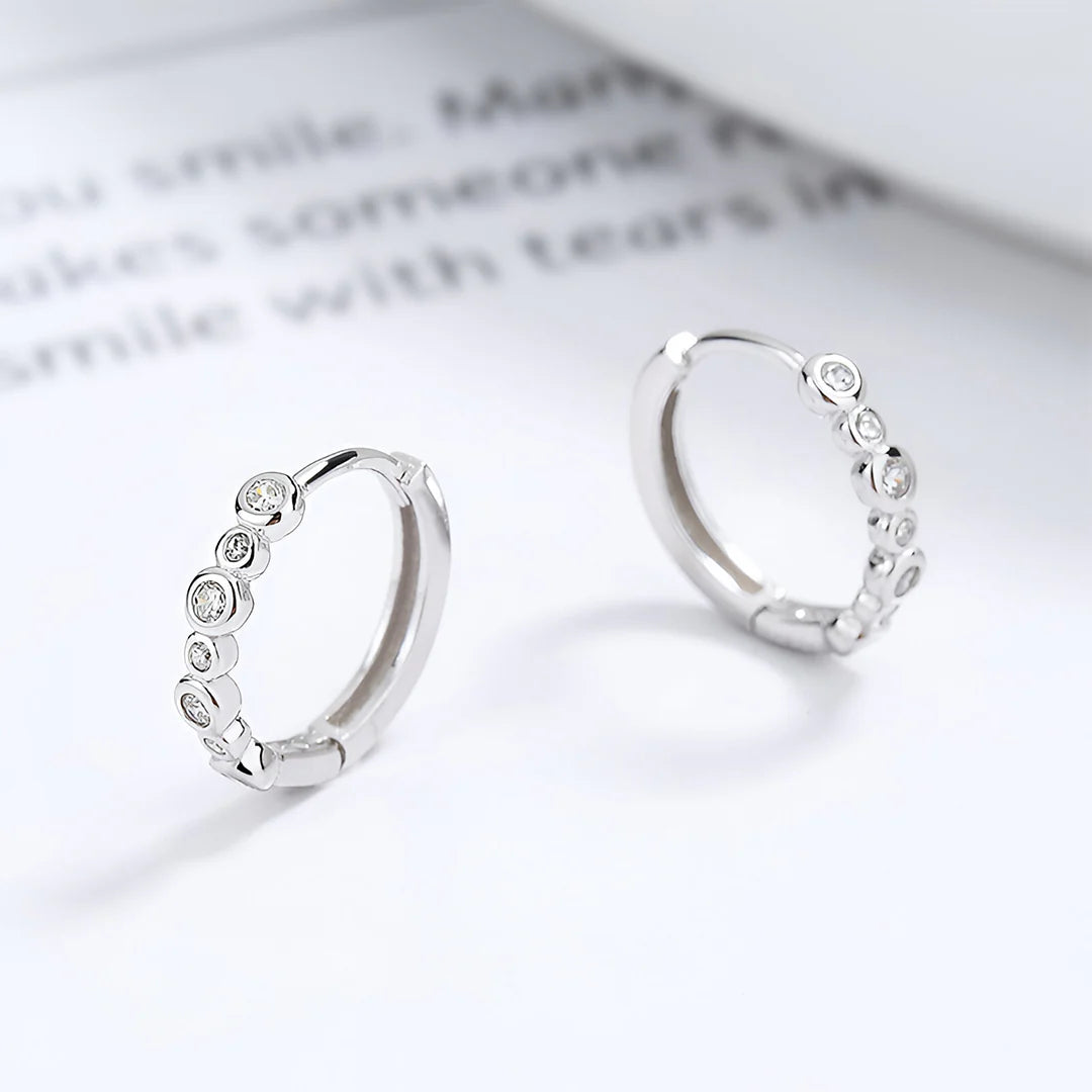 Vioraia Seraphina Moon Hoops