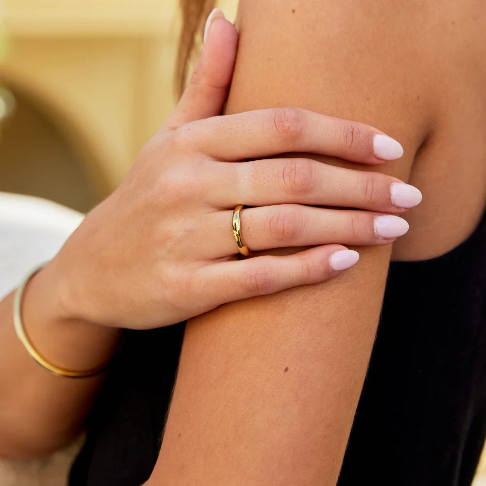 Vioraia Madison Chunky Wave Ring