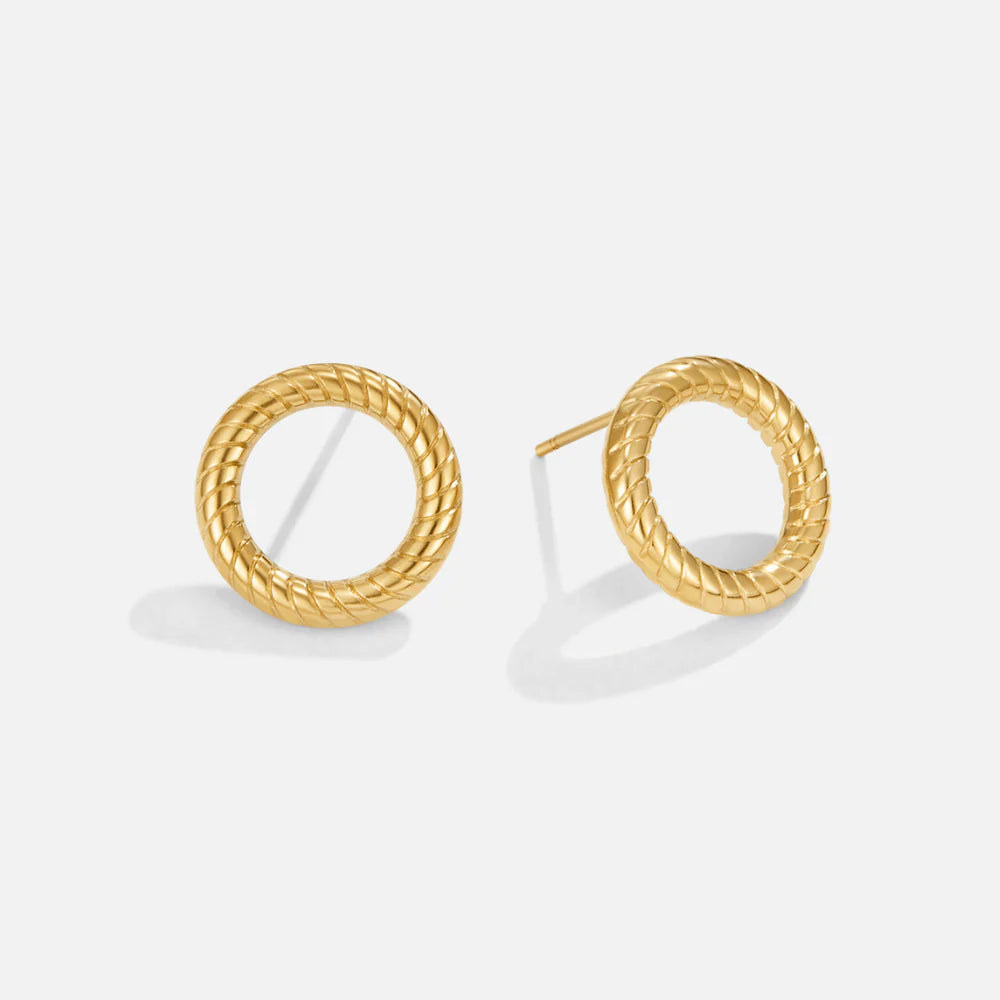 Vioraia Avery Gold Round Earrings