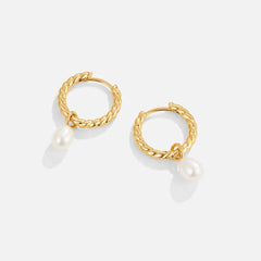 Vioraia Layla Pearl Twist Earrings