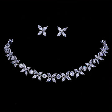 Vioraia Brilliant Flower Jewelry Set