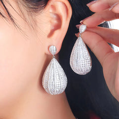 Vioraia Amira Frost Drop Earrings