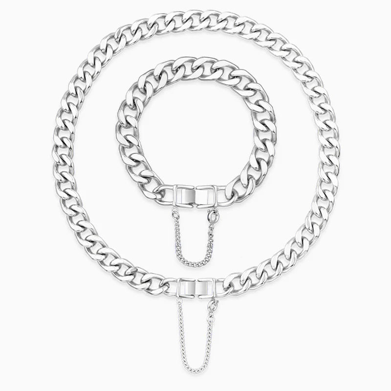Vioraia Contemporary Buckle Jewelry Set