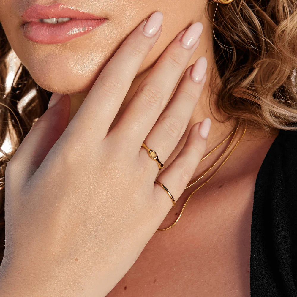 Vioraia Amalfi Wave Gold Ring