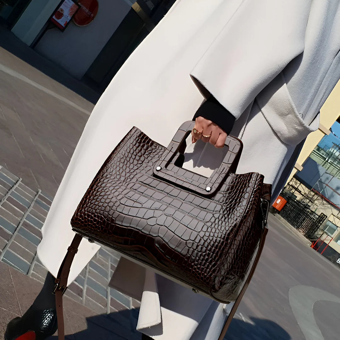 Vioraia Briella Tote Bag