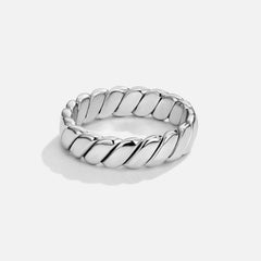 Vioraia Calira Twisted Infinity Silver Ring