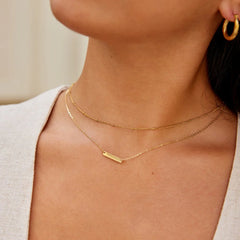 Vioraia Rina Gold Bar Necklace