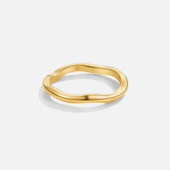 Vioraia Madison Thin Wave Ring