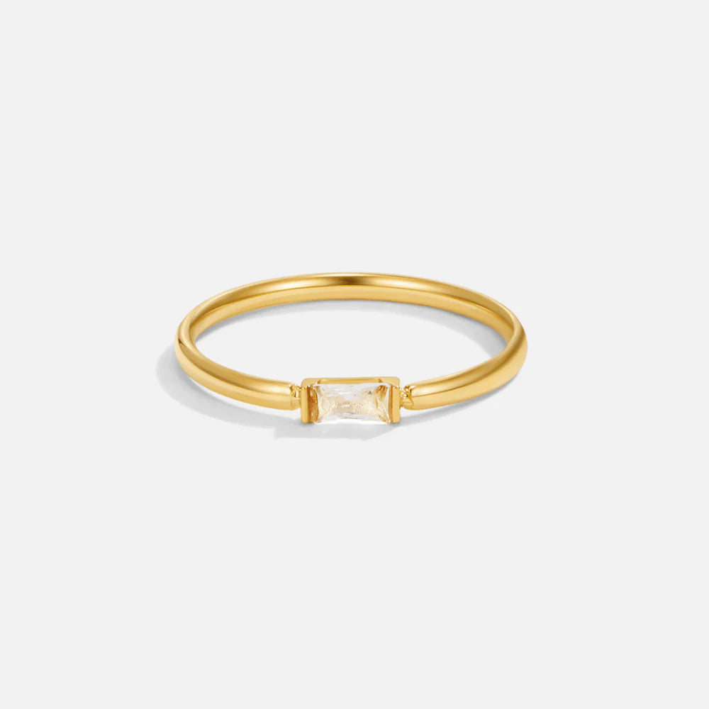 Vioraia Leonore Baguette Crystal Ring