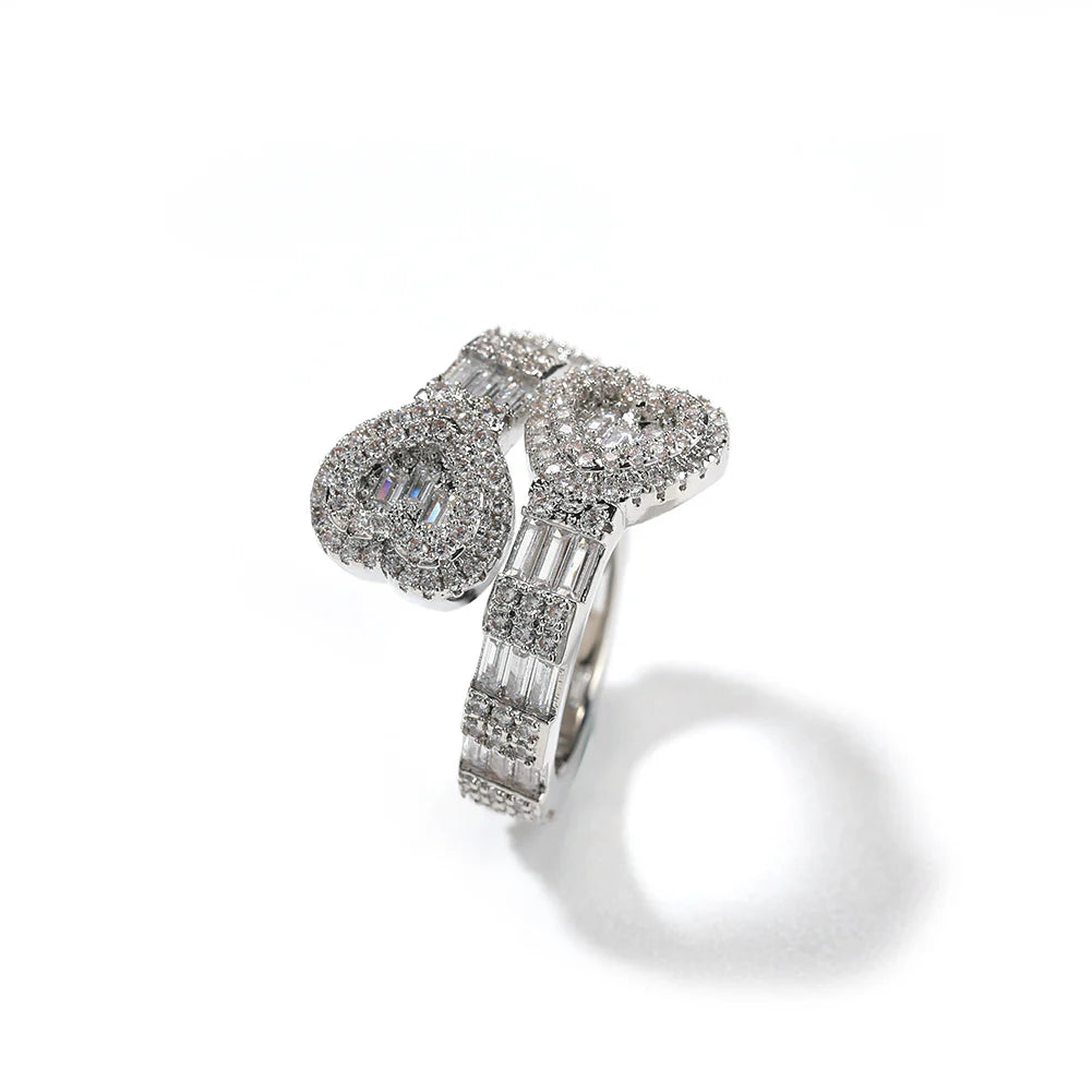 Vioraia Radiating Twin Hearts Ring