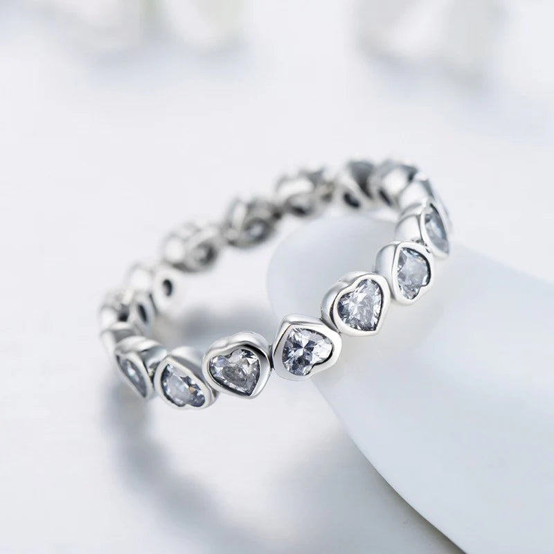 Vioraia Darling Devotion Ring
