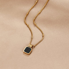 Vioraia Lucia Black Pendant Necklace