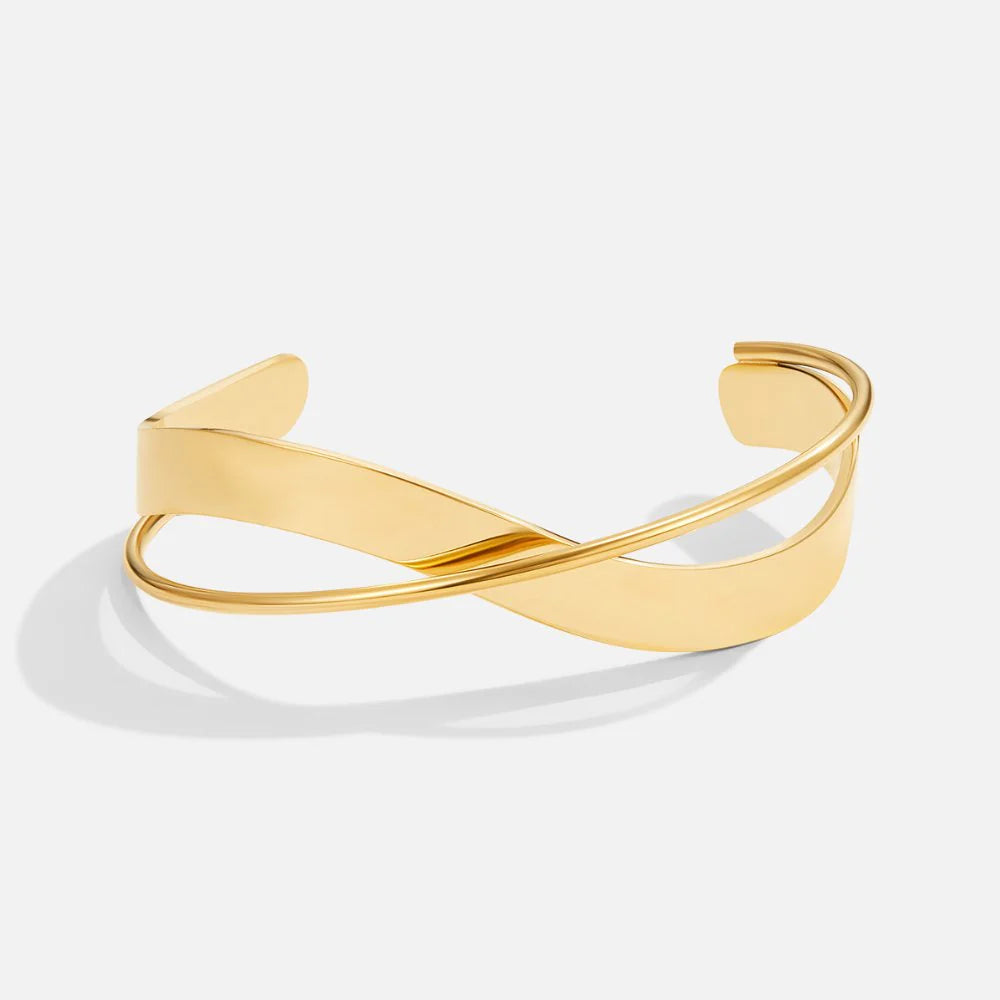 Vioraia Eve Gold Bangle