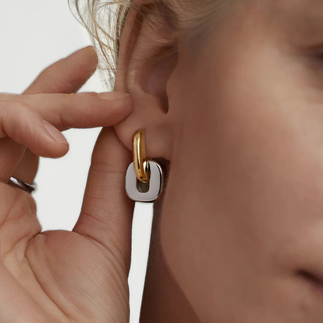 Vioraia Nova Link Earrings