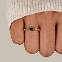 Vioraia Onyx Black Crystal Ring